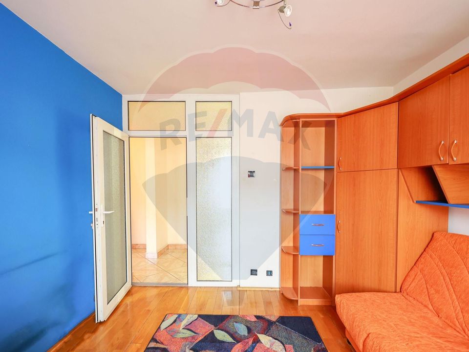 Apartament cu 3 camere de închiriat în zona Calea Aradului