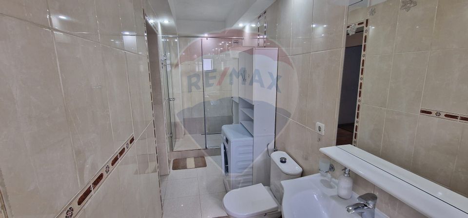 Apartament cu 3 camere lux zona Mioritei.