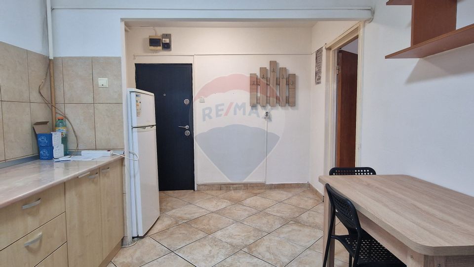 Apartament 2 camere - zona Centrul Civic