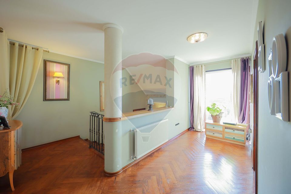 5 room House / Villa for sale, Nufarul area