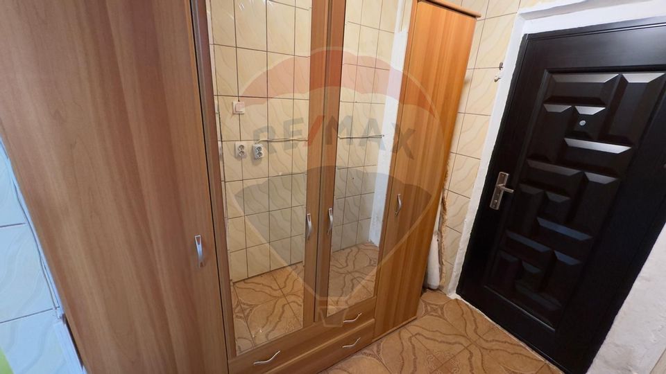 GARSONIERA DE VANZARE- 24 500 EURO