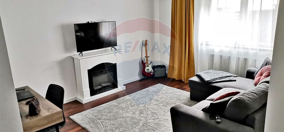 House / Villa with 4 rooms for sale in Pipera area