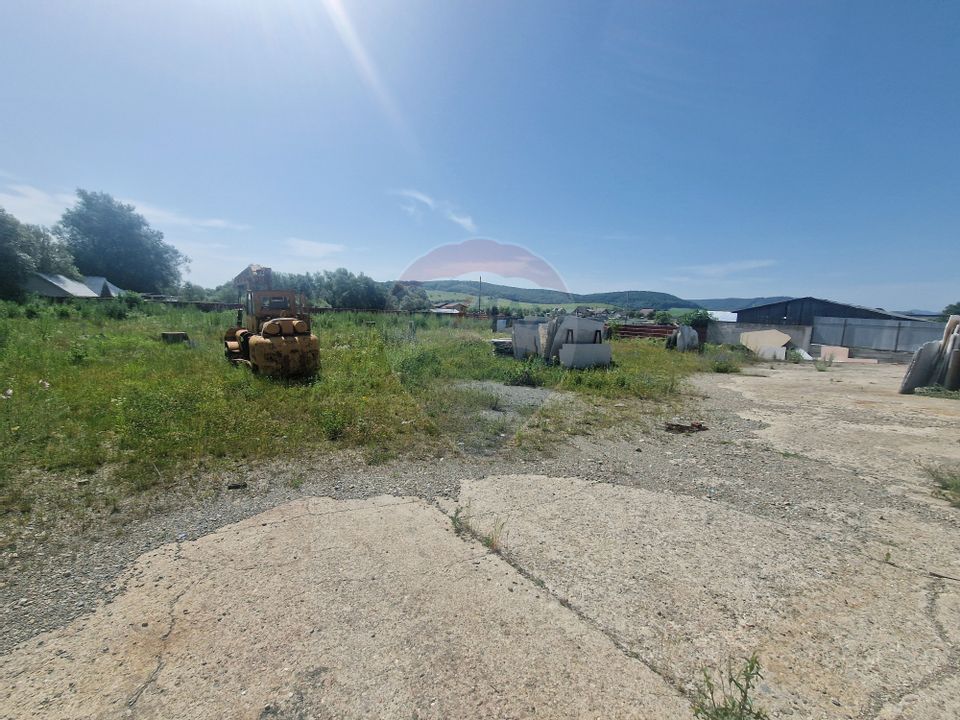 Hala de depozitare si productie  în Almas, Județul Neamț