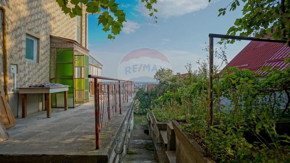 6 room House / Villa for sale, Brasovul Vechi area