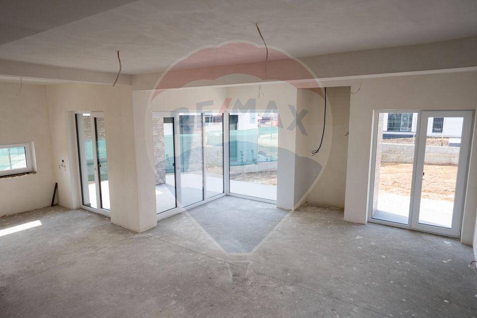 De vânzare casă 5 camere  în zona Dealuri Oradea