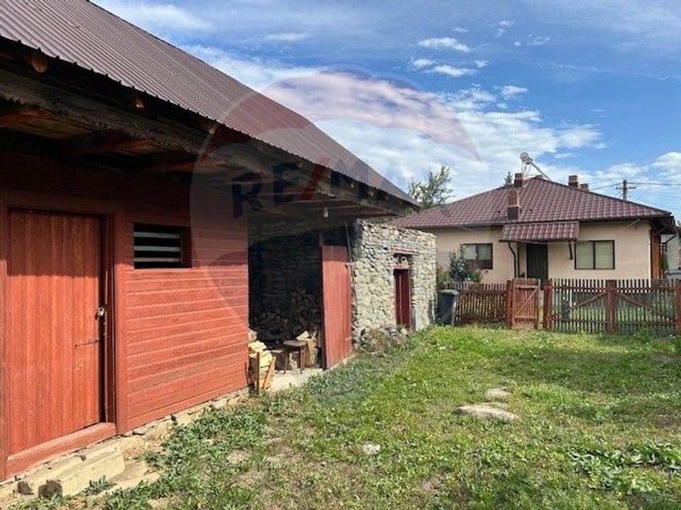 Casă Măneciu | Cheia | 4 camere | teren generos (1828 mp) central