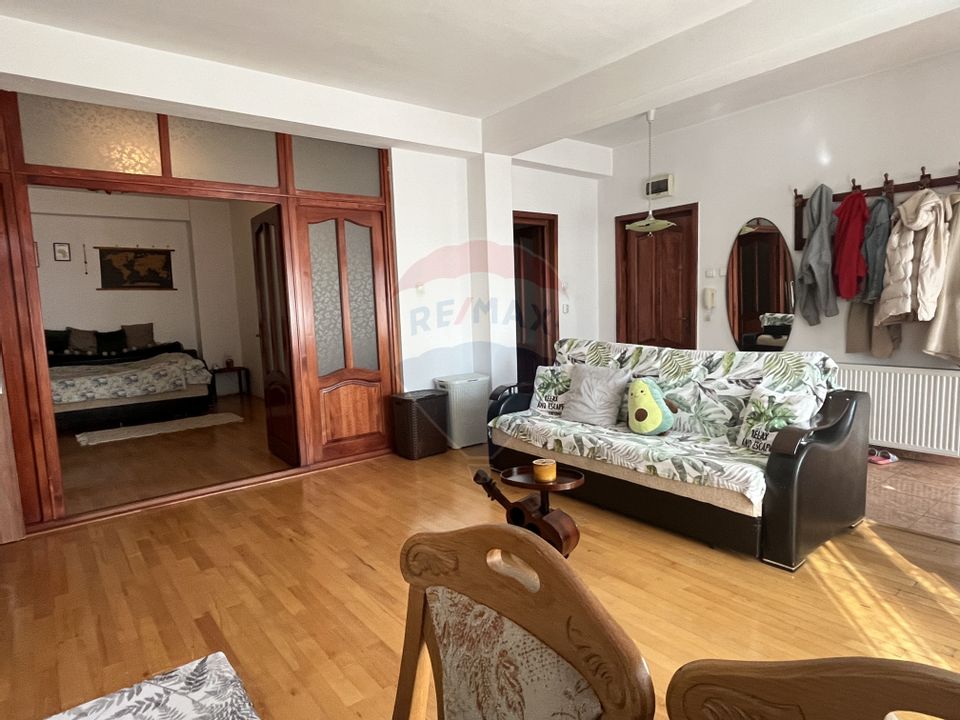 Apartament de inchiriat, zona Garii