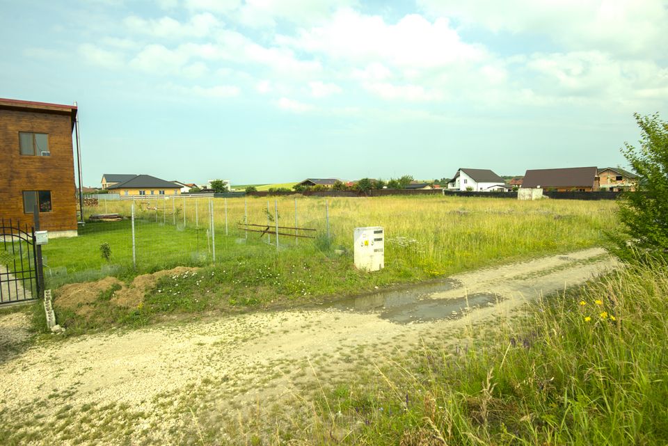 Teren Bod, cartier Poiana Craitelor, 732-2196mp, utilități,