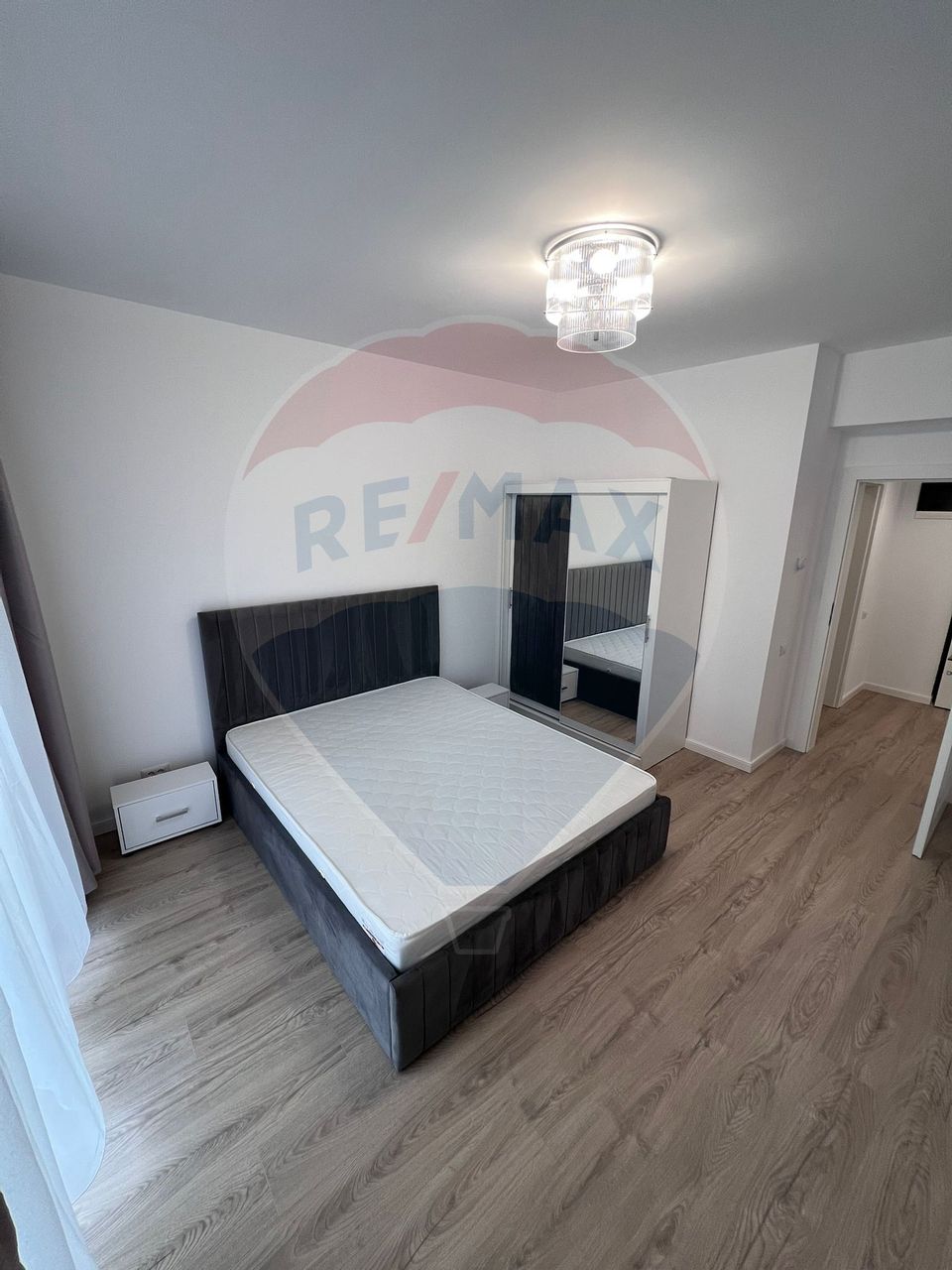 DE INCHIRIAT Apartament 3 camere CRYSTAL NORTH PIPERA