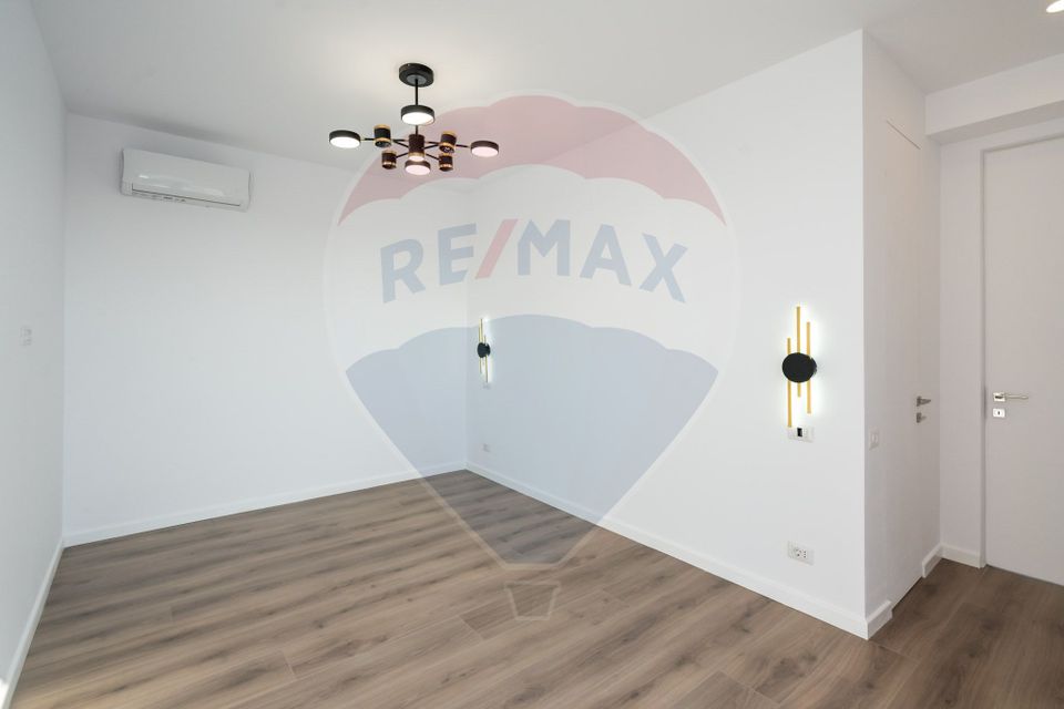 Casă / Vilă cu 5 camere de vânzare în zona Central