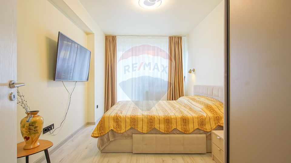 COMMISSION 0| 3 BEDROOMS|2 BATHROOMS| PREMIUM FURNISHED|14 MP BALCONY