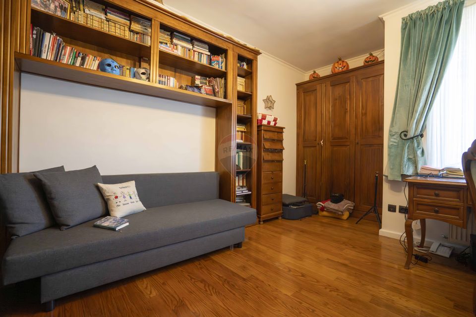 5 room House / Villa for sale, Dealuri Oradea area
