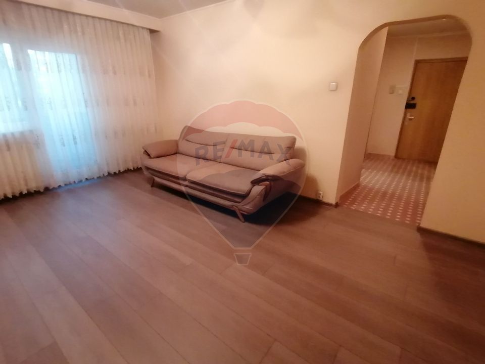 Apartament 3 camere in zona Decebal la 2 minute de metrou Piata Muncii