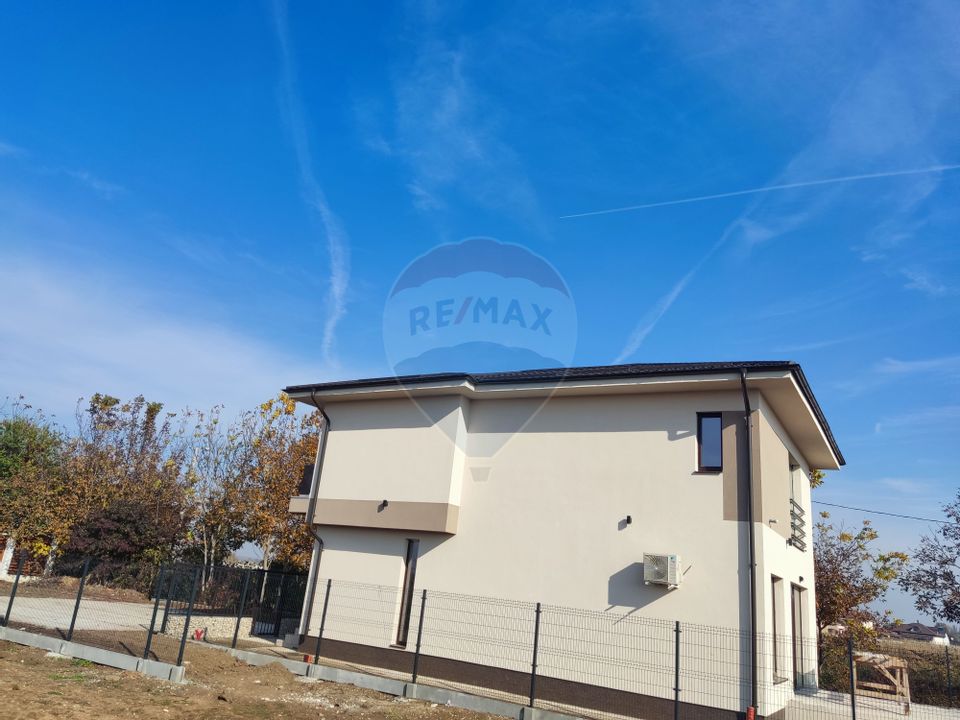 4 room House / Villa for sale, Odai area