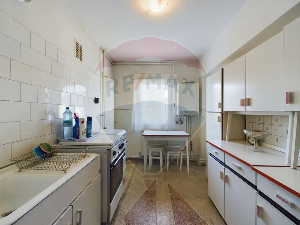 Apartament 3 camere, Calea Bucureşti