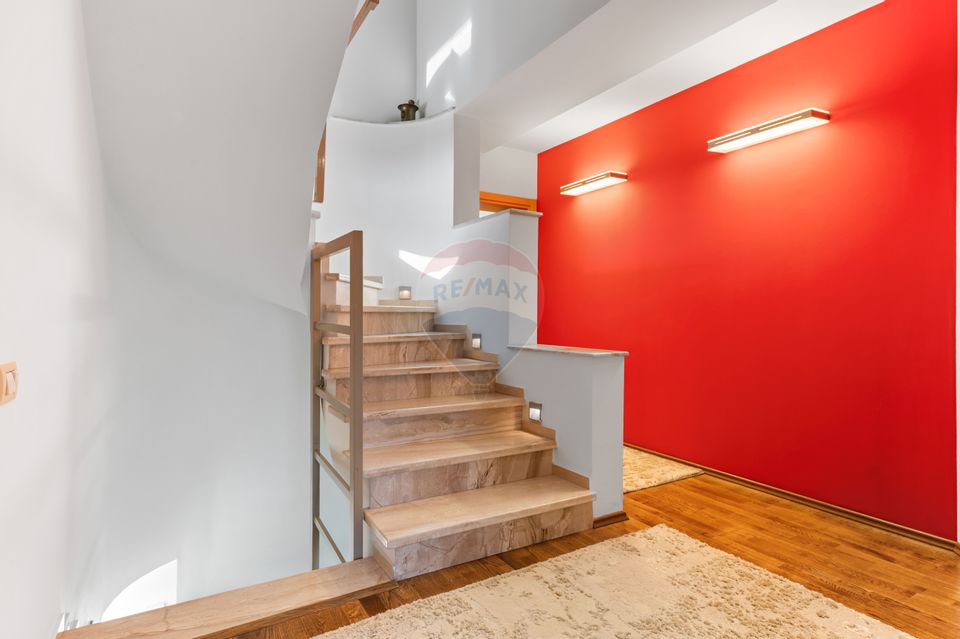 CASĂ / VILĂ PREMIUM DE VÂNZARE ÎN OTOPENI