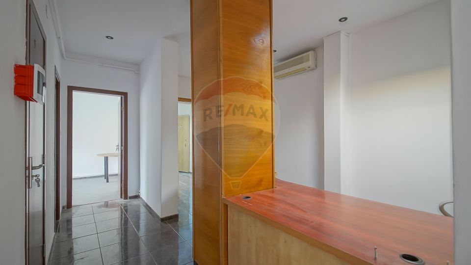 122sq.m Office Space for sale, Astra area