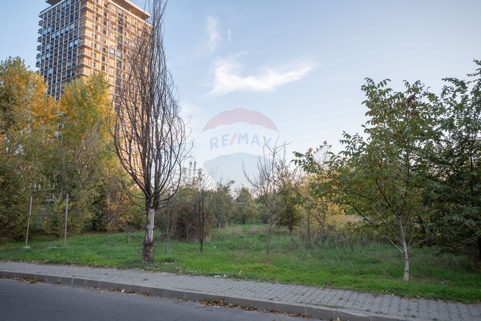 Vanzare Teren 1,800mp Vacaresti-Tinetretului