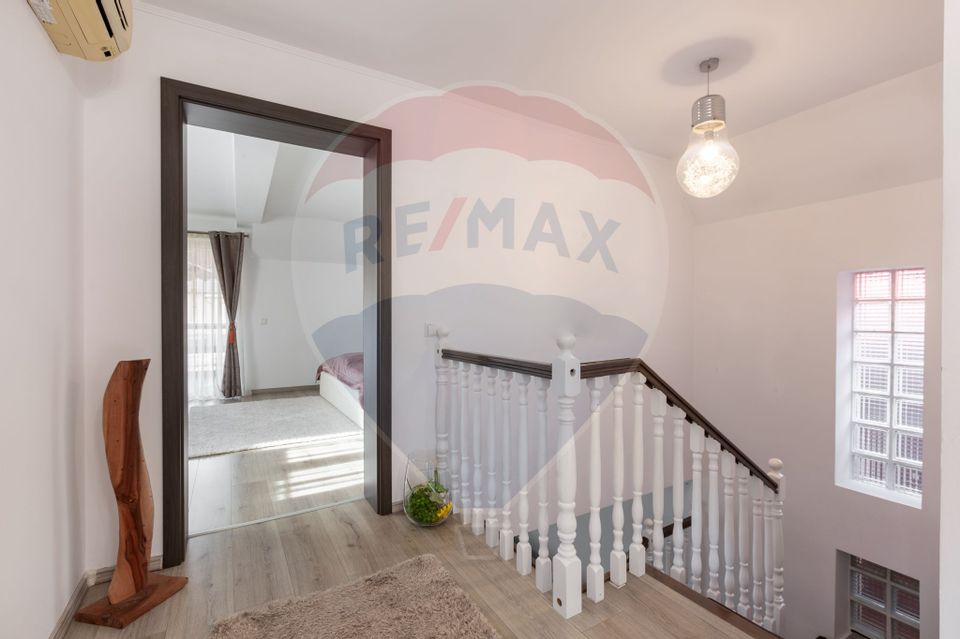 Casă construita in 2016, mobilata si utilată, zona liniștită