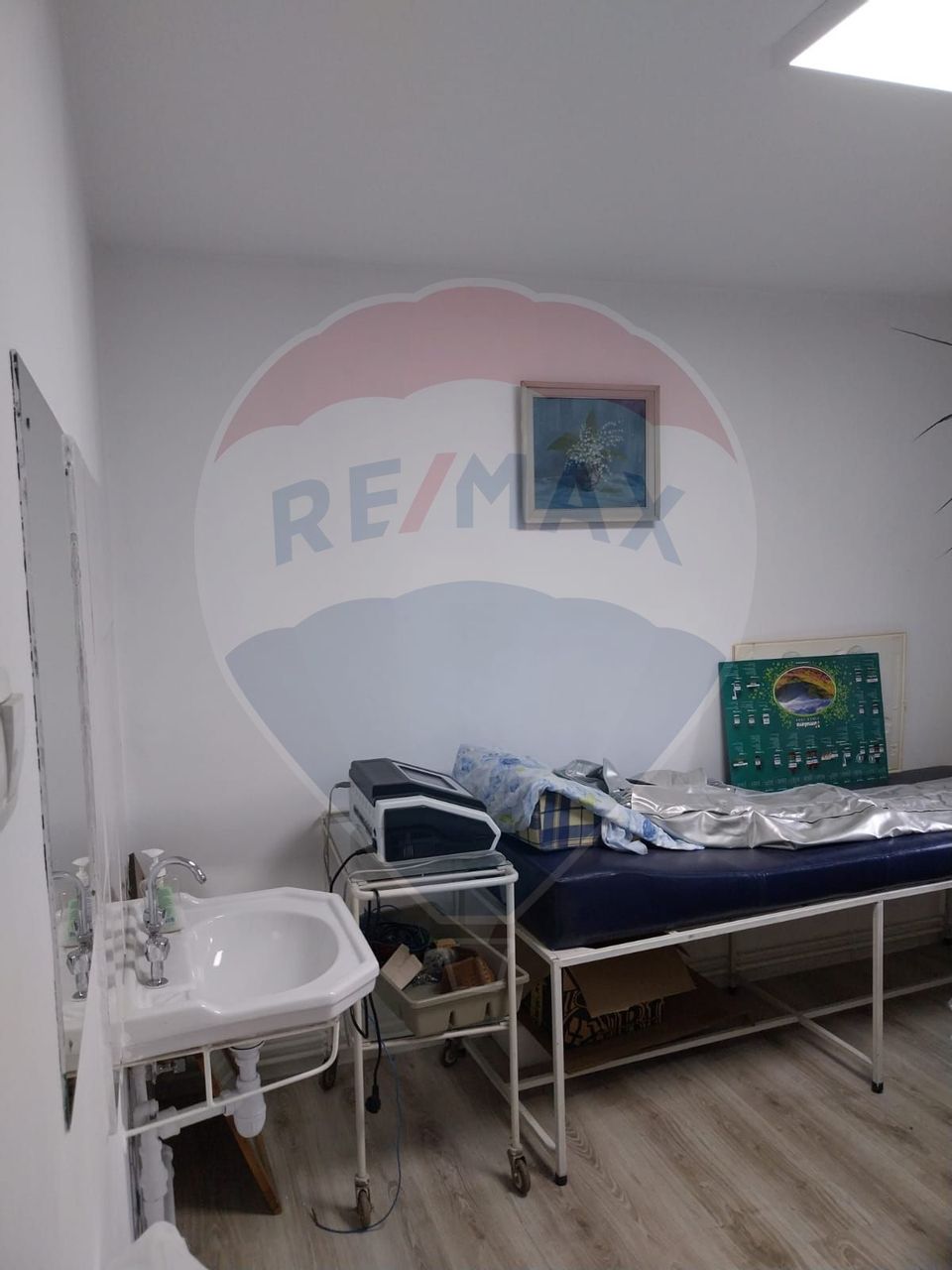 50sq.m Commercial Space for sale, Lapus area