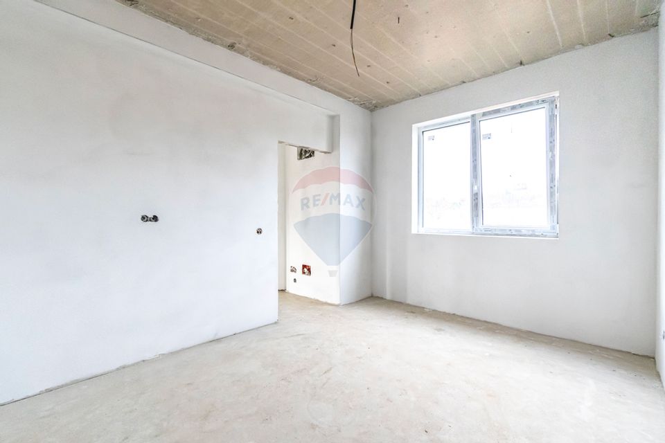 COMISION 0% | CASA 5 CAMERE| DE VANZARE|800MP TEREN| TOATE UTILITATILE