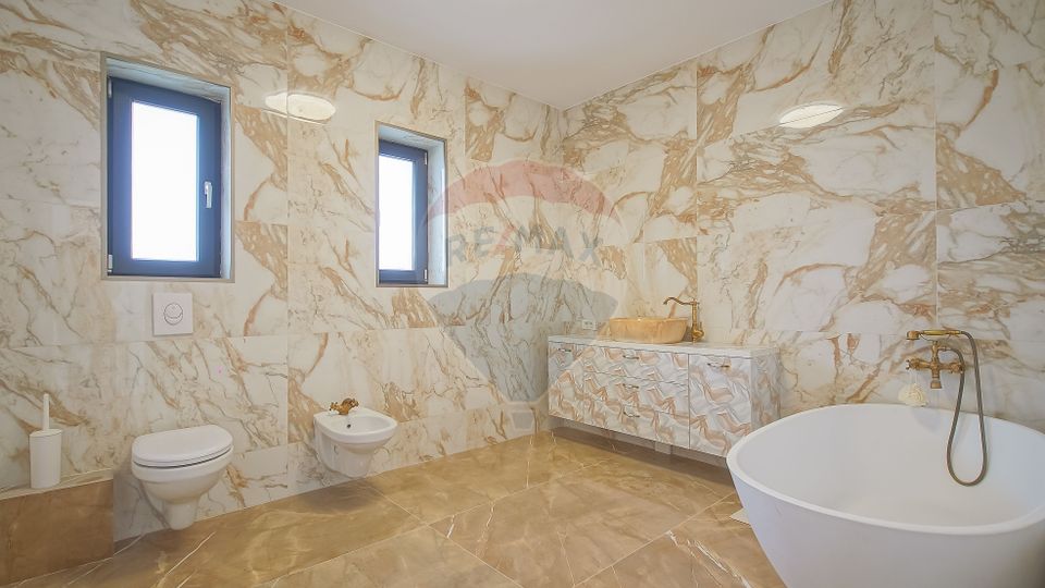 Casă modernă Bunloc, vedere Bucegi, 186 mp, comision 0