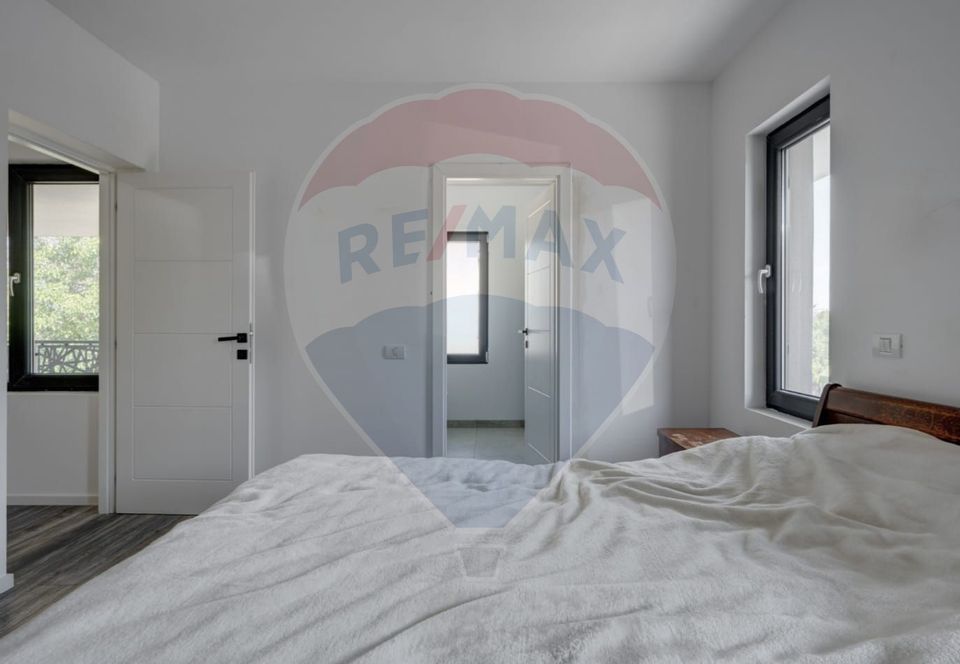 5 room House / Villa for sale