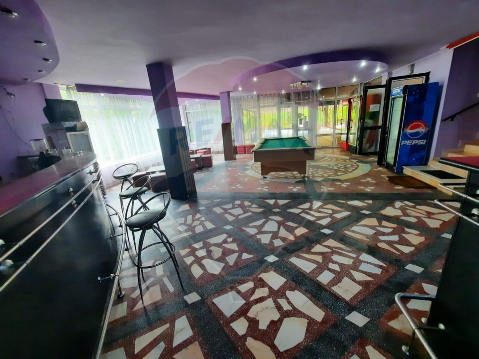 27 room Hotel / Pension for sale