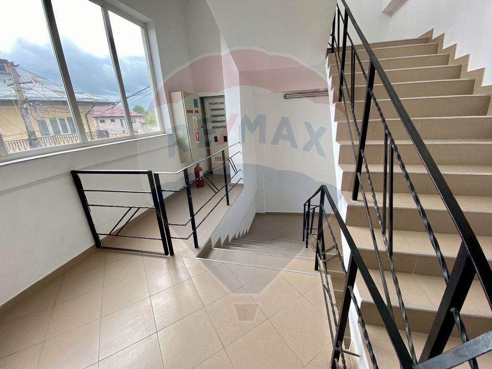 Spațiu industrial/comercial 400 mp