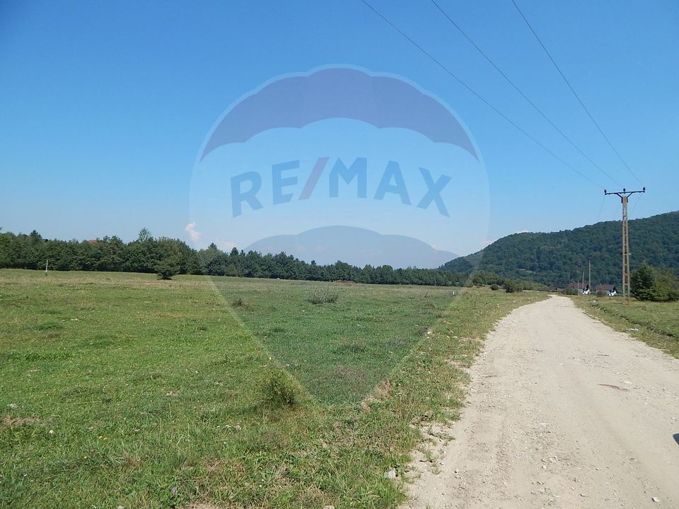 REZERVAT! Teren Rasnov- Valea Glajeriei, 1000 mp sau 2371 mp