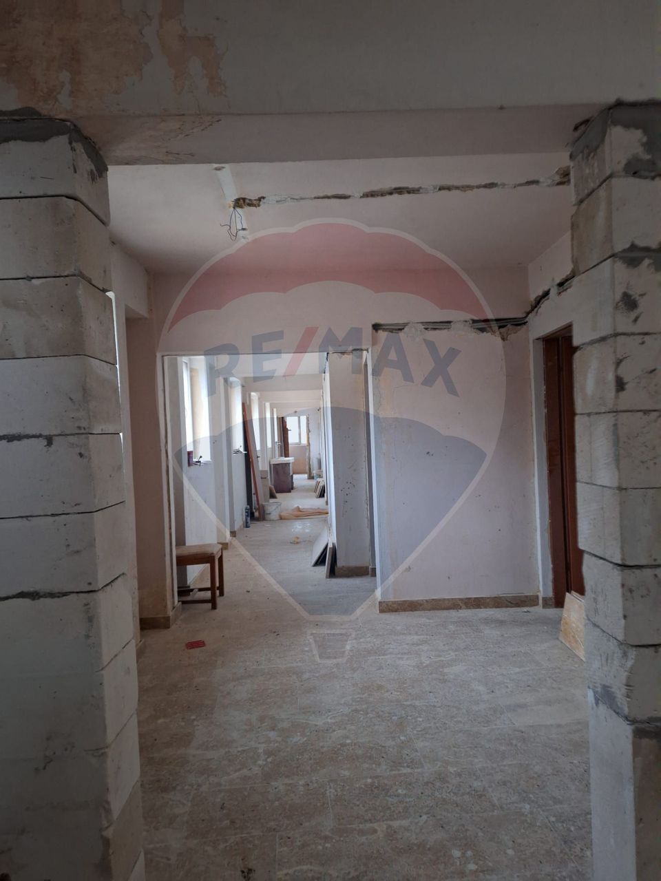 50 room Hotel / Pension for sale