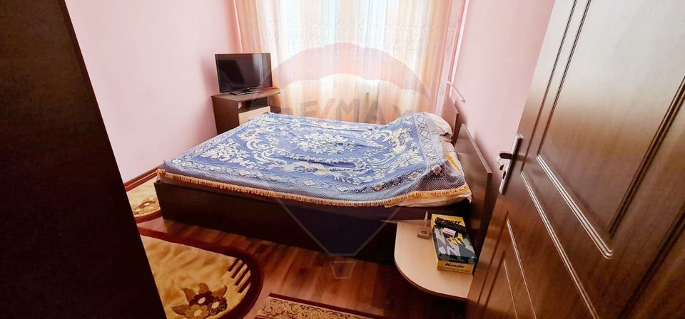 2 room Apartment for rent, Milcov area