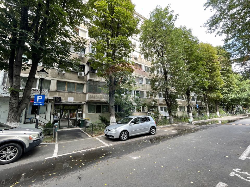 Apartament cu 2 camere decomandat Sos. Giurgiului