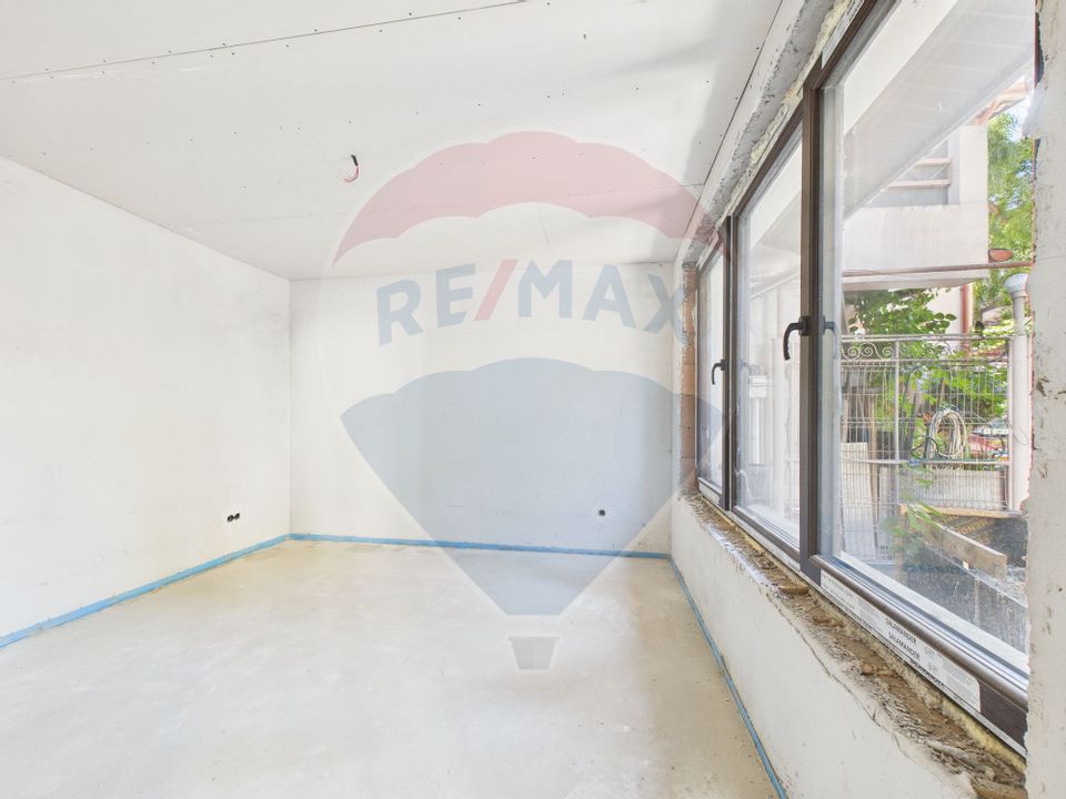 4 room House / Villa for sale, Stefan cel Mare area