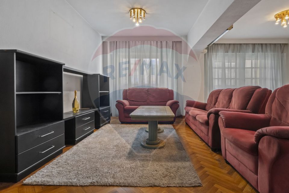 Apartament cu 5 camere de închiriat-Calea 13 septembrie.