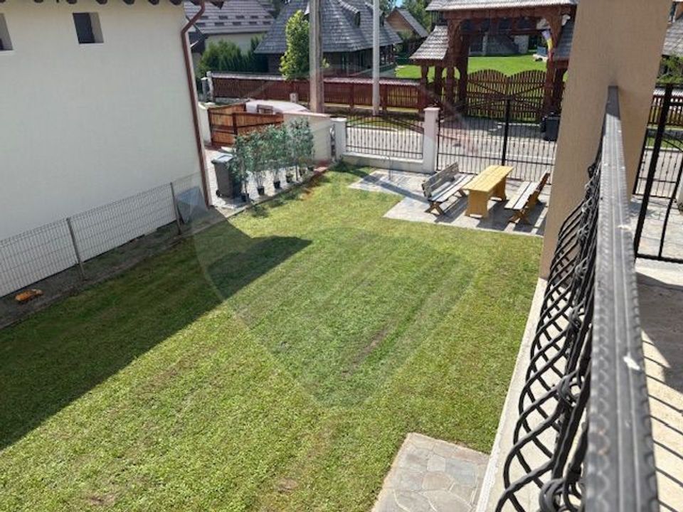 5 room House / Villa for sale