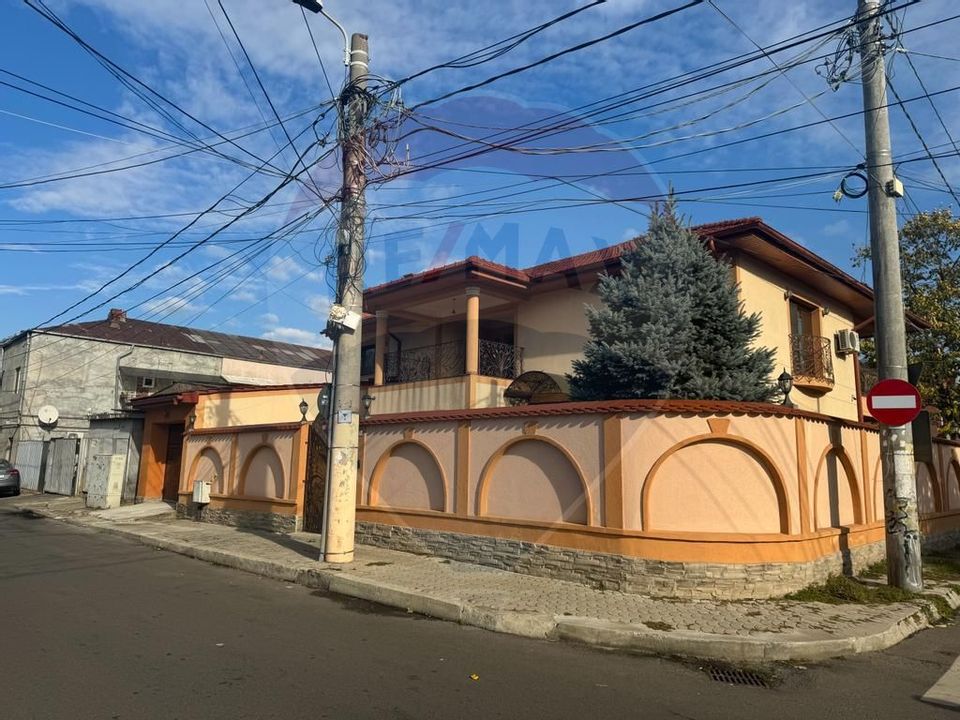 7 room House / Villa for sale, Rahova area