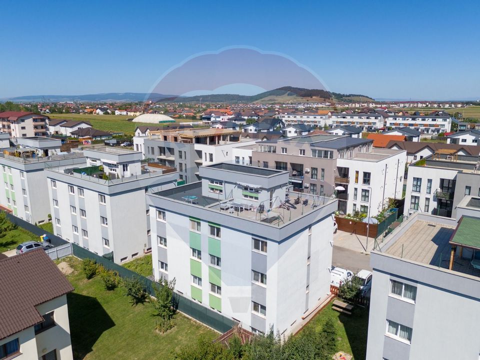 Penthouse 3 camere cu terasa, mobilat, loc parcare