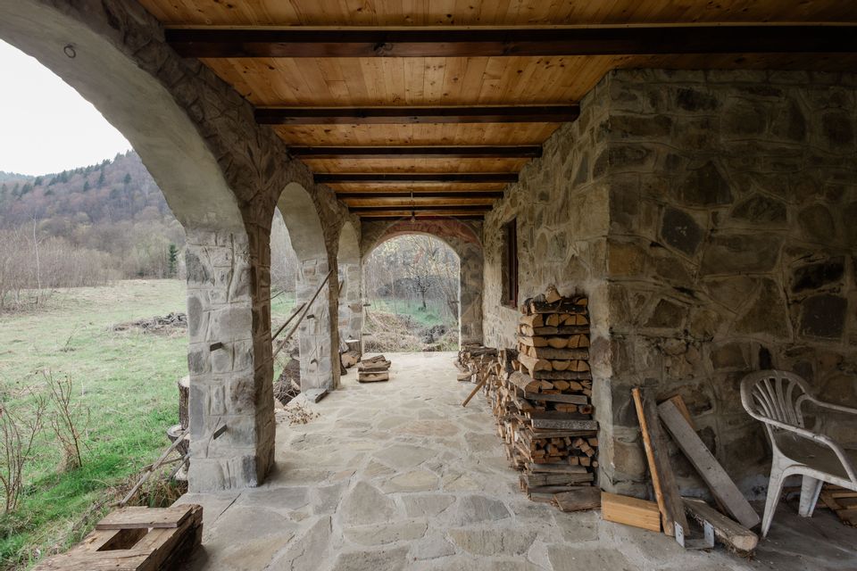 Casa si teren intravilan Tarcau