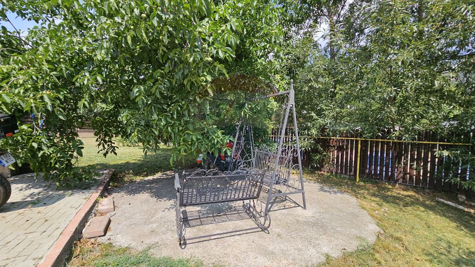 Casă / Vilă cu 7 camere si teren 1000 mp în zona Centrala-Suceava