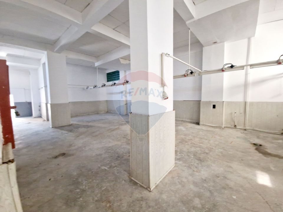 327sq.m Commercial Space for sale, Maratei area
