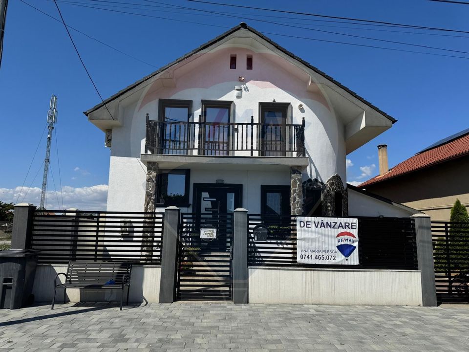 4 room House / Villa for sale