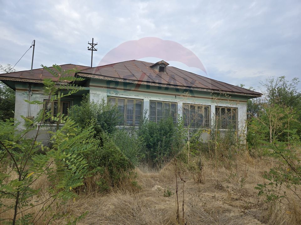 Casă / Vilă cu 3 camere de vânzare