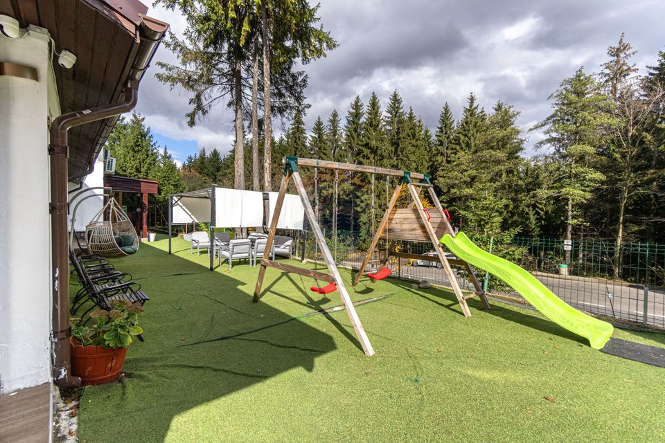 HOTEL "CERBUL CHALET" de vânzare/ zona Râsnov-Pârâul Rece