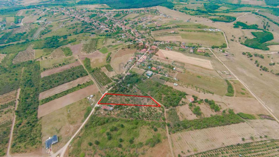 De vânzare Teren 3995mp intravilan Săldabagiu de Munte