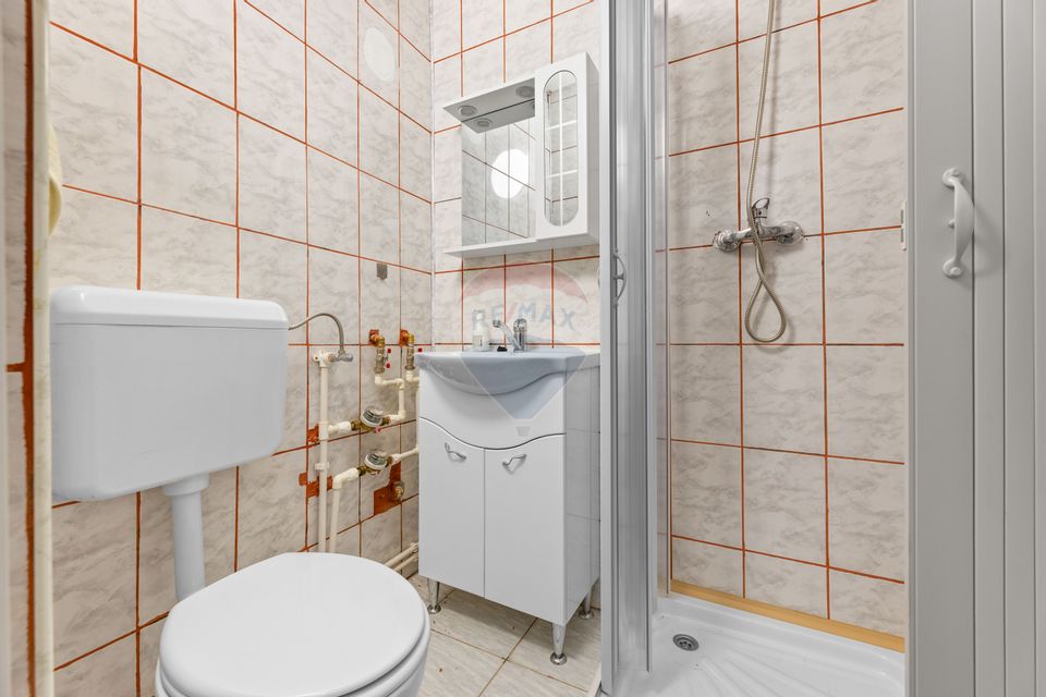 25sq.m Office Space for rent, Podgoria area