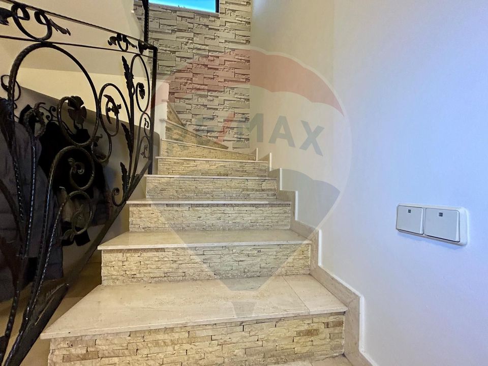 Casa/Vilă cu 4 camere de vânzare in Santandrei