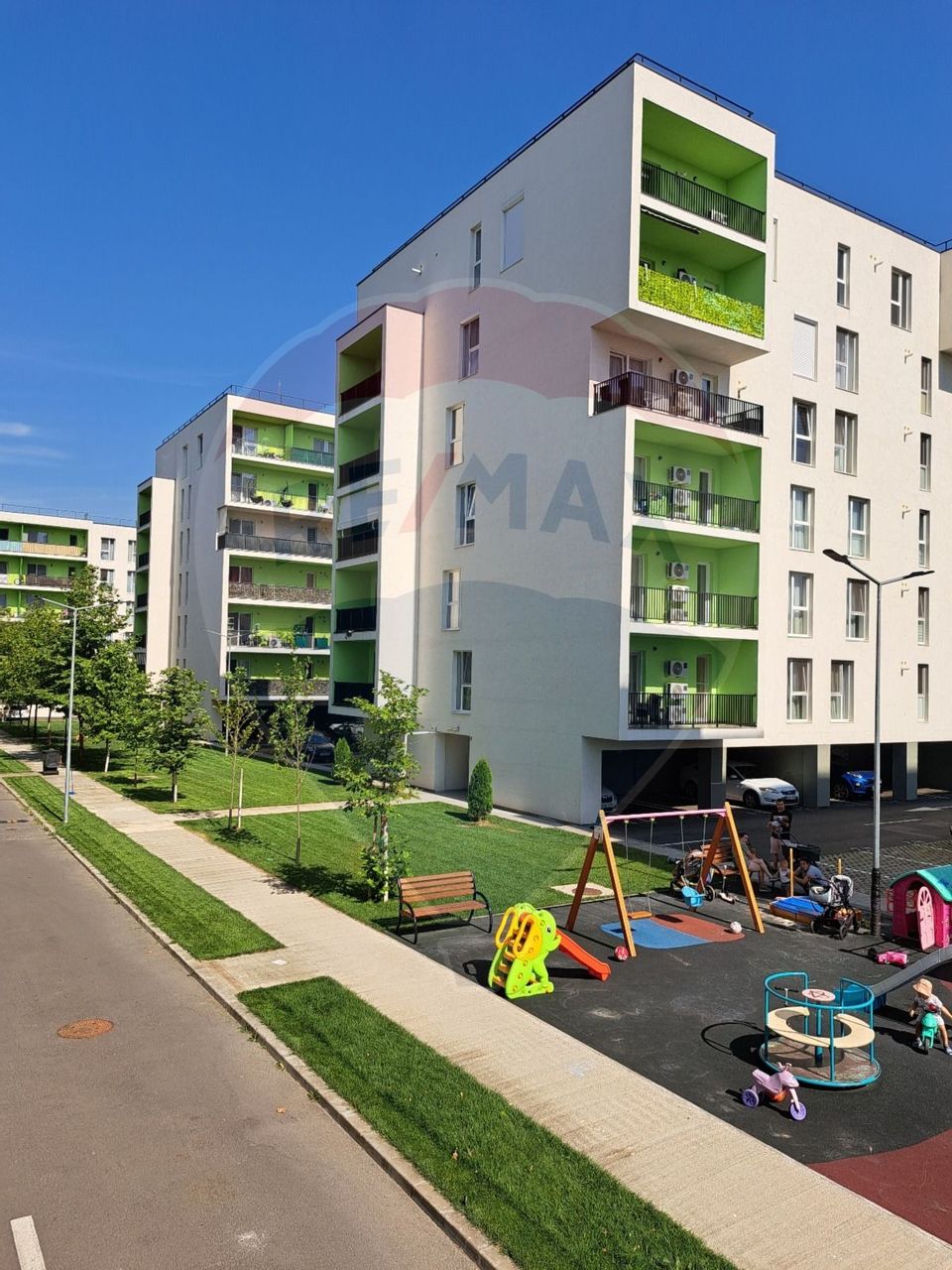 Apartament cu 3 camere de inchiriat in Prelungirea Ghencea