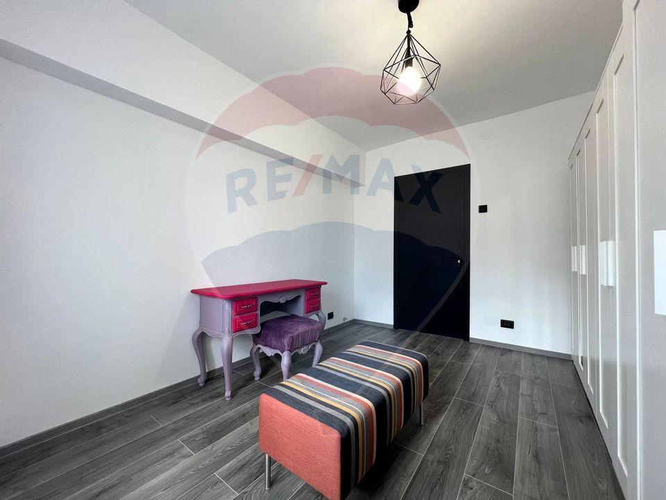 Apartament spațios de închiriat, strada Năsăud, bloc cu lift