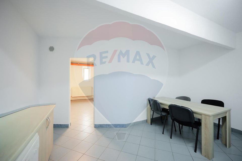 1,249.08sq.m Industrial Space for sale, Exterior Vest area